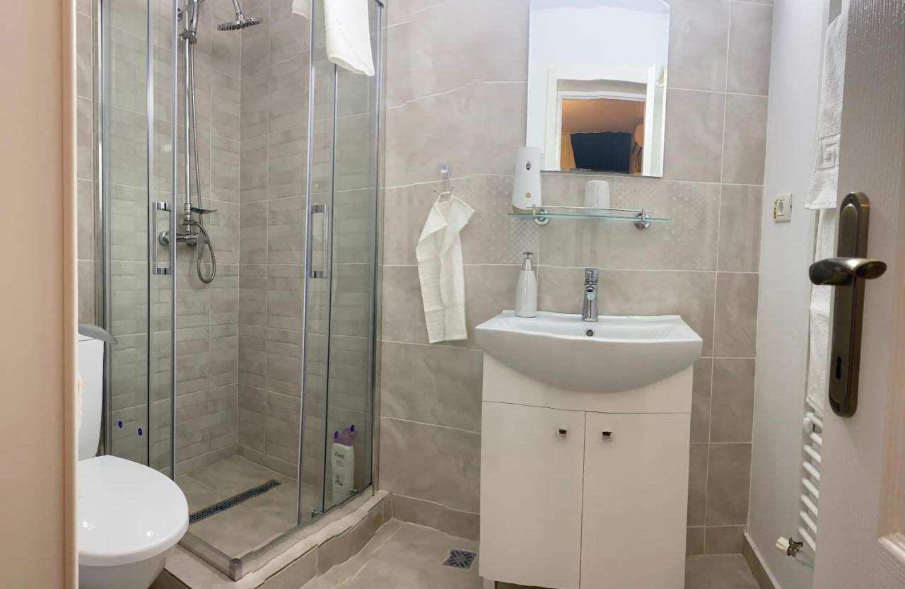 Casa Cattleya Hotel Targu Jiu Ngoại thất bức ảnh