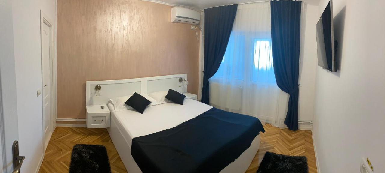 Casa Cattleya Hotel Targu Jiu Ngoại thất bức ảnh